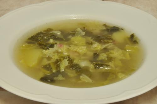 Jak uvařit kapustová polévka se slaninou? Snadné recept, připravený za 30 - 45 minut